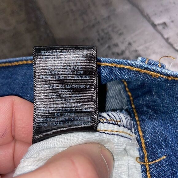 Altar’d state distressed with stars denim shorts - Picture 4 of 5